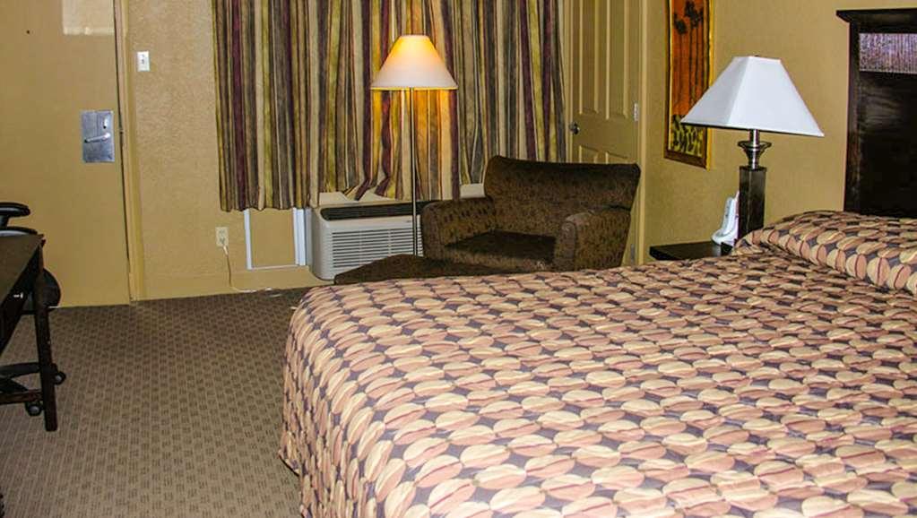 Fortune Inn & Suites 뉴포트 객실 사진