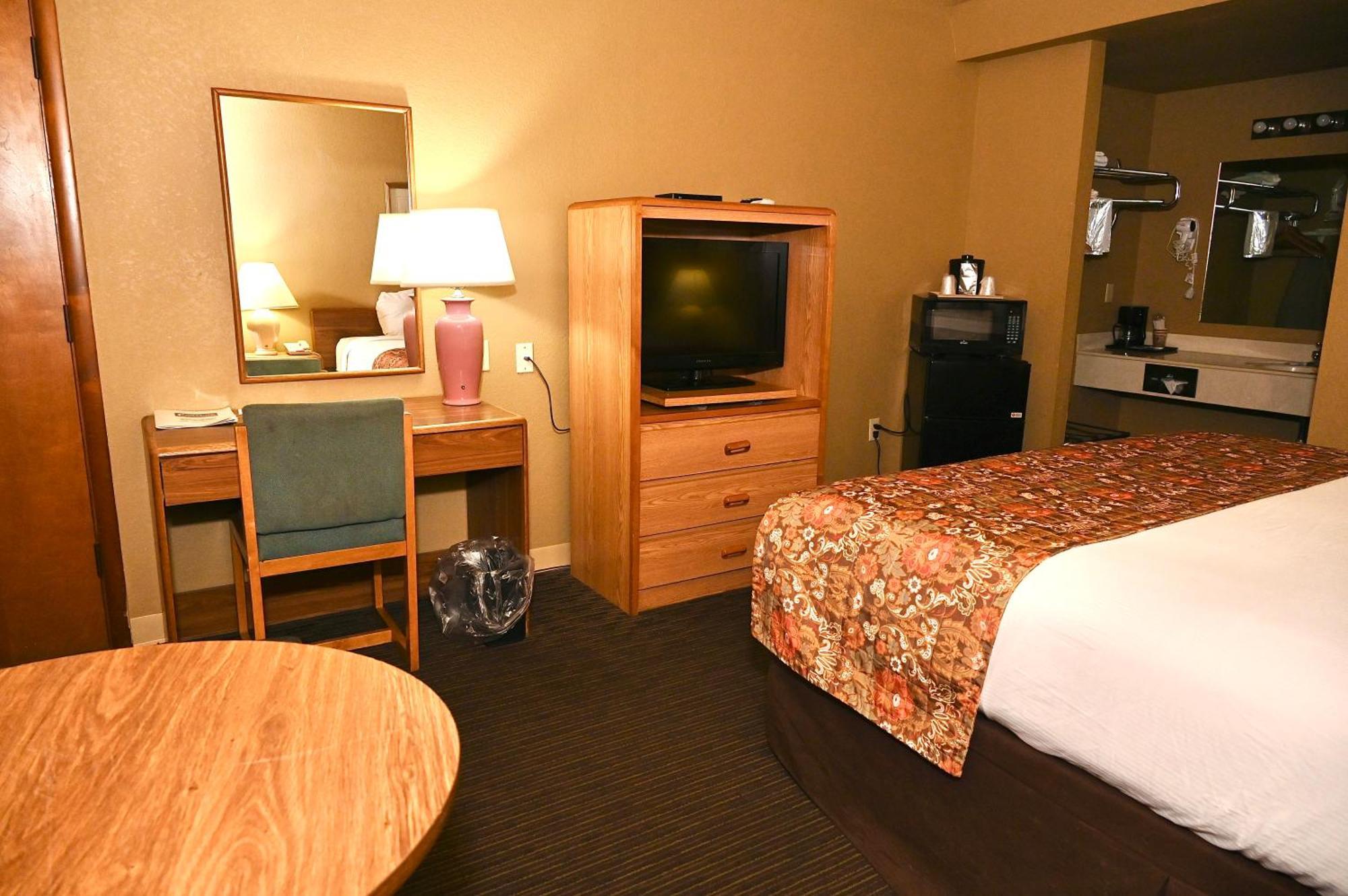 Fortune Inn & Suites 뉴포트 외부 사진