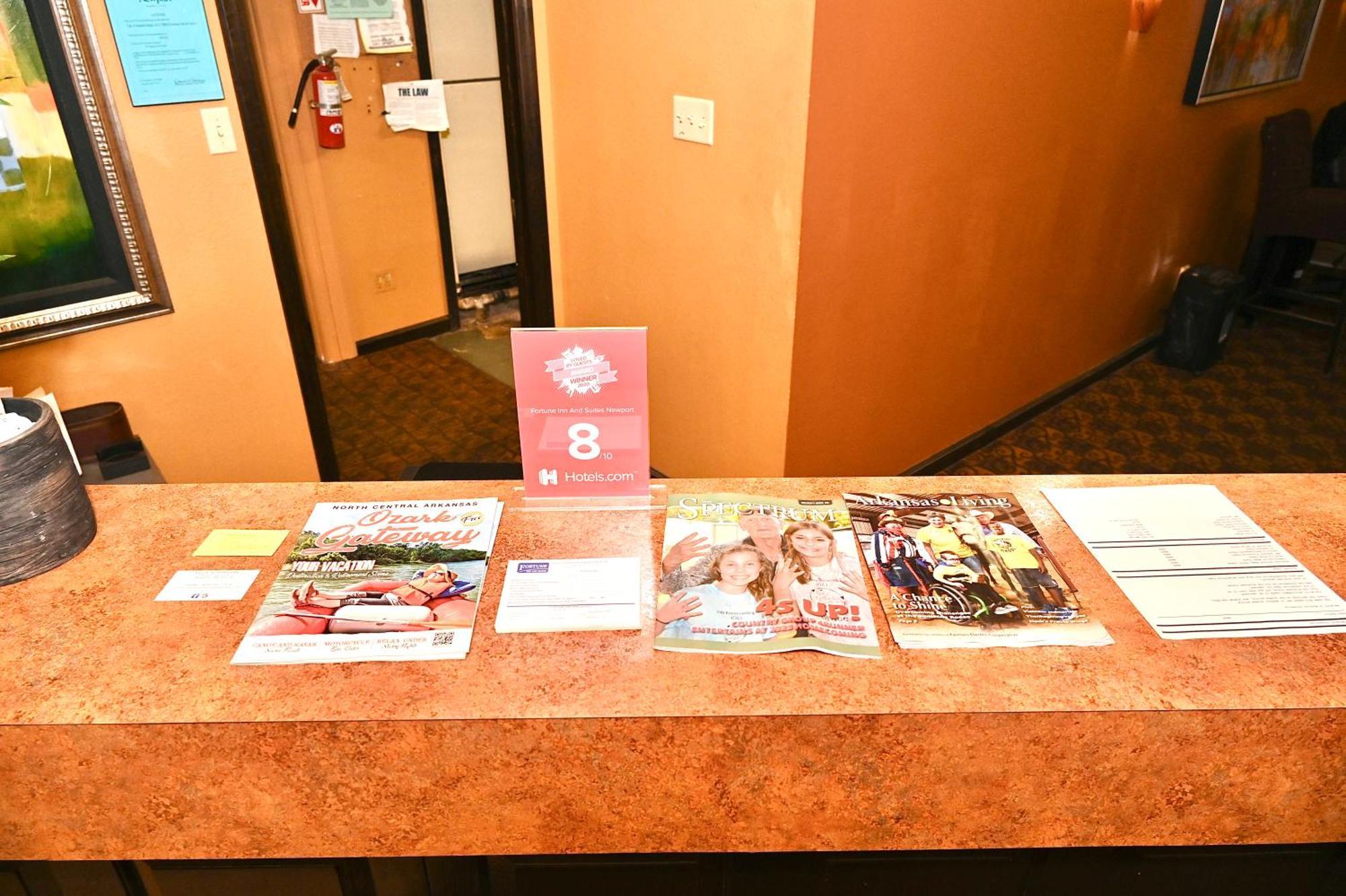 Fortune Inn & Suites 뉴포트 외부 사진